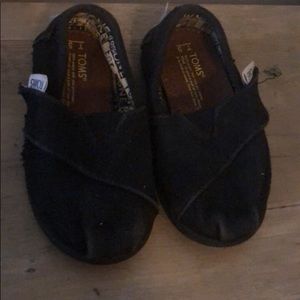 Size 5 Tiny Toms in good condition